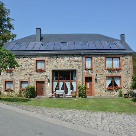 Lovely Holiday Home In Daverdisse With Terrace Екстериор снимка
