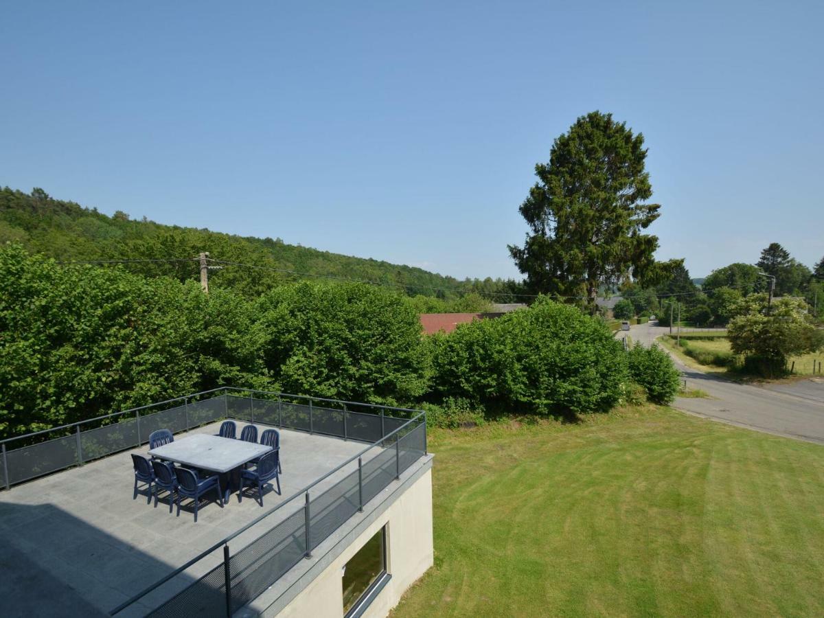 Lovely Holiday Home In Daverdisse With Terrace Екстериор снимка