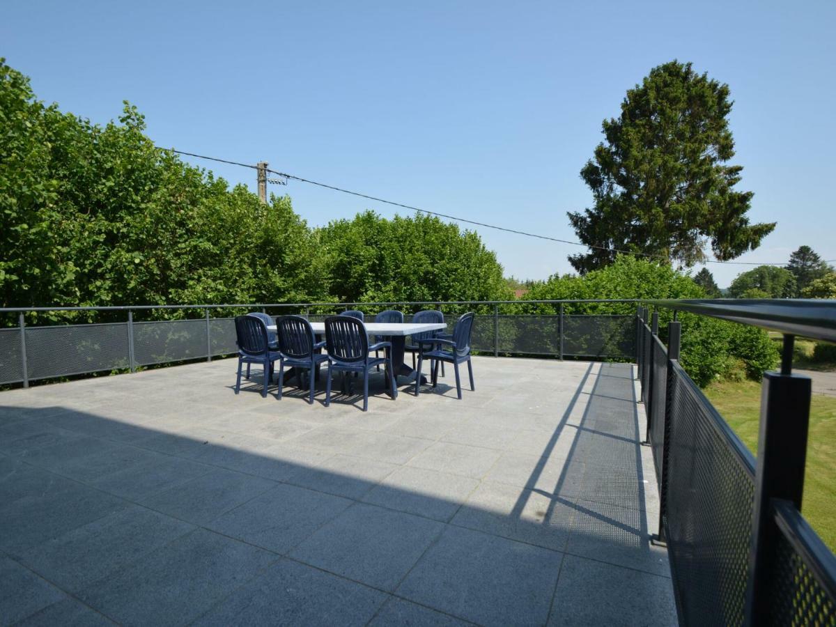 Lovely Holiday Home In Daverdisse With Terrace Екстериор снимка