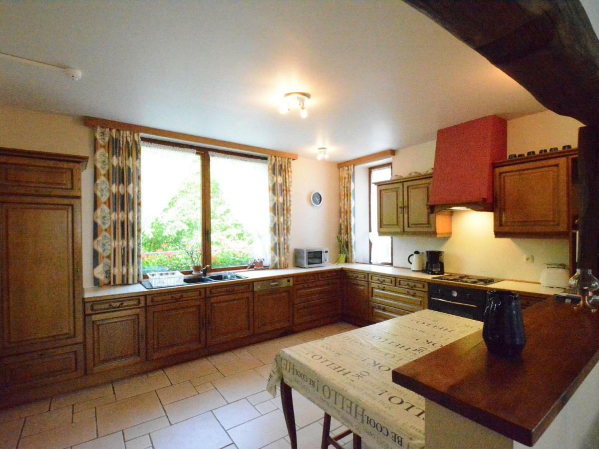 Lovely Holiday Home In Daverdisse With Terrace Екстериор снимка
