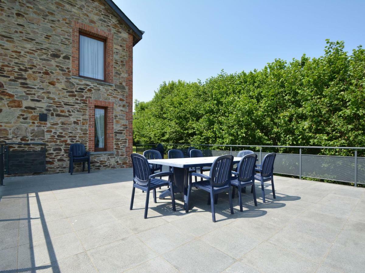 Lovely Holiday Home In Daverdisse With Terrace Екстериор снимка
